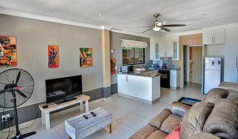 Sea View Apartment 1: Sea View Cottage - Lounge area