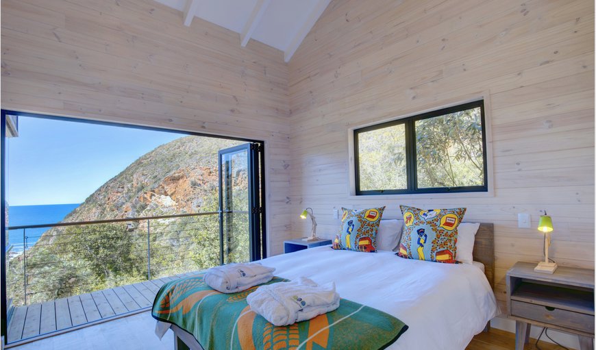Earth Wind and Ocean 8: Bedroom with amazing views