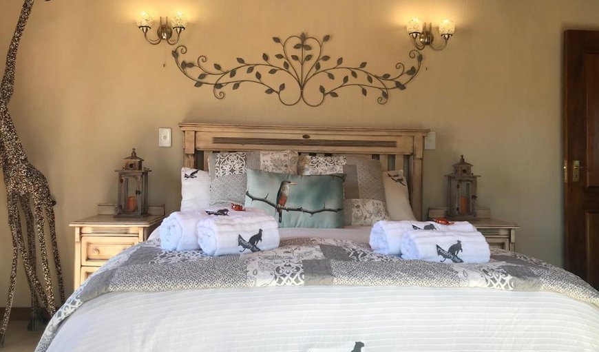 Lodge Twentyfour: Each en-suite bedroom is furnished with a queen size bed, while the loft contains 3 single beds