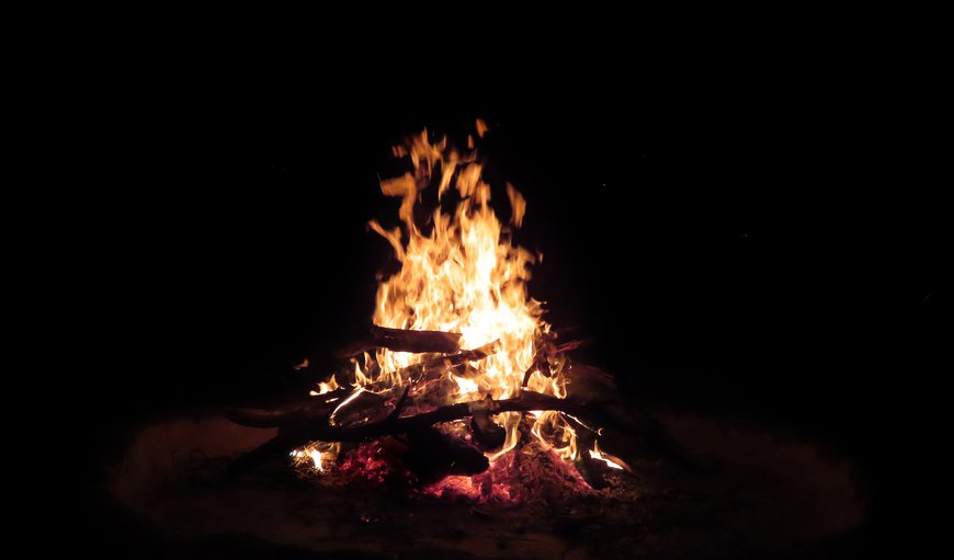 Caravan and Camping Site: Camp Fire around the Boma