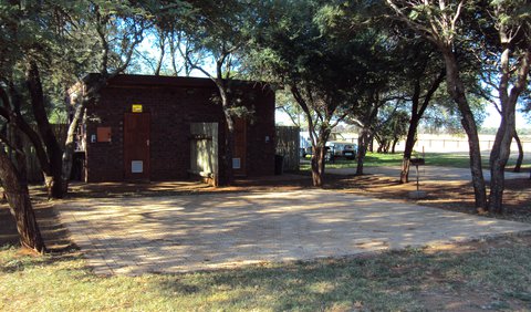 Private Ablution 214: Private Ablution 202 - 207 & 209 - 252 - These sites have no shade, braai facilities and own bathrooms