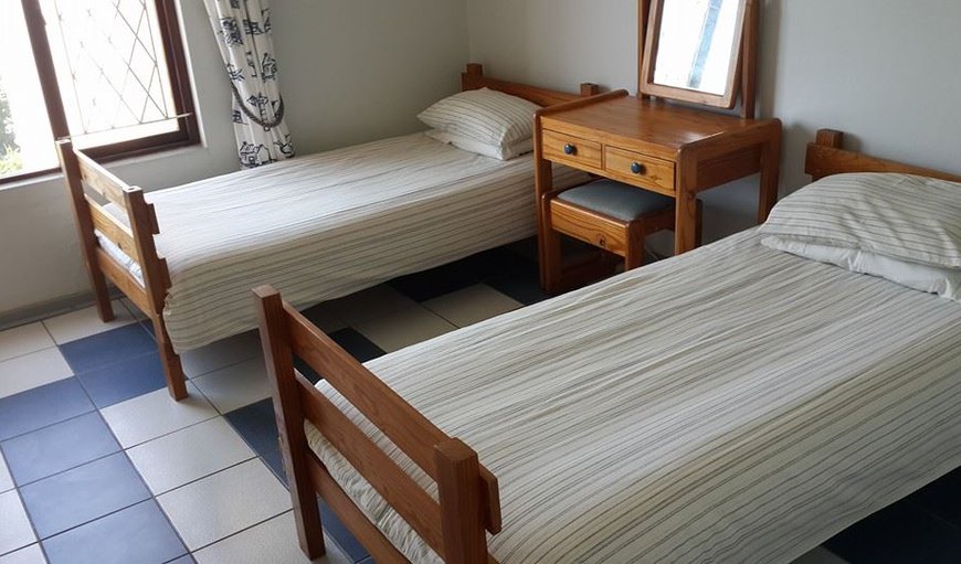 Branderkant 4: Bedroom with 2 single beds