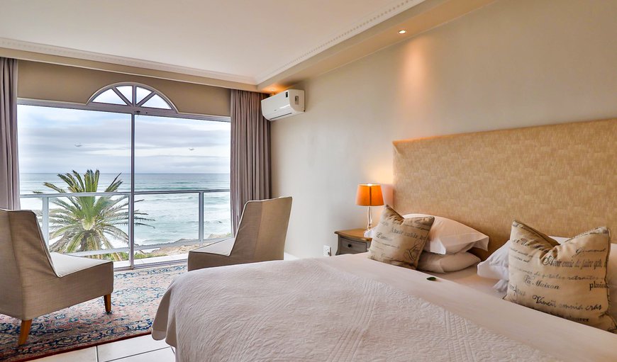 Luxury Seafront Suite (Solar Power): Luxury Suites - Bedroom