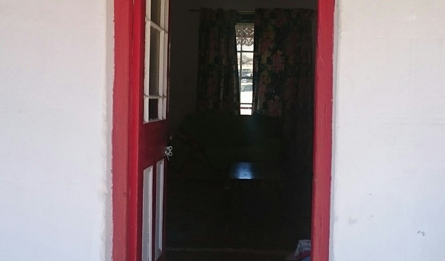 Entrance Hamilton's