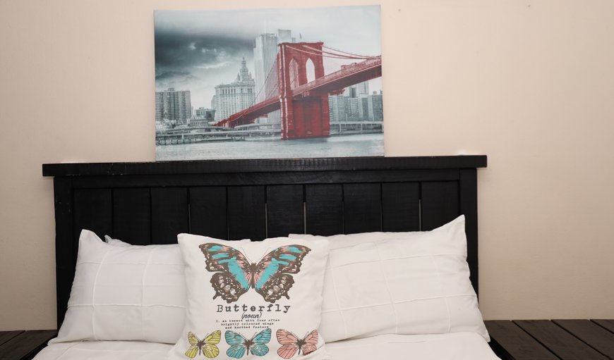 Double Executive with Balcony 7: Double Executive with Balcony (6 & 7) - Bedroom with a double bed