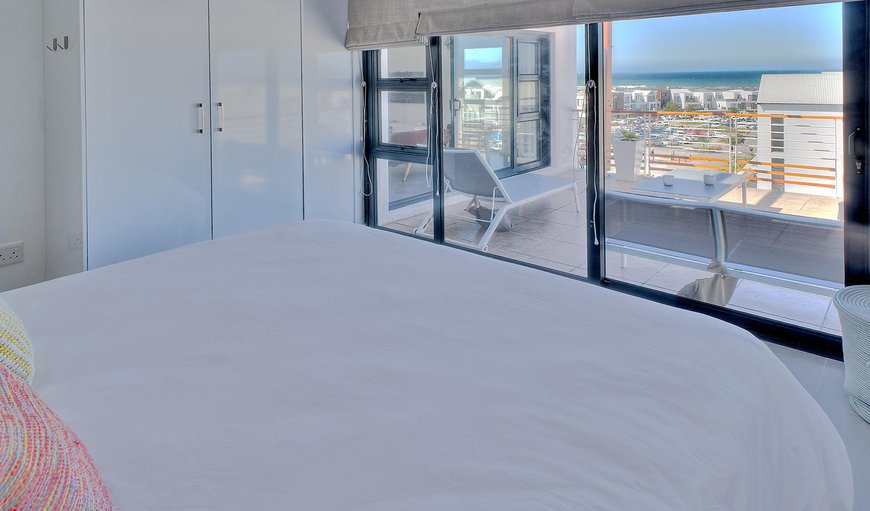 Classic 2-Bedroom Azure 216 Apartment: Main Bedroom