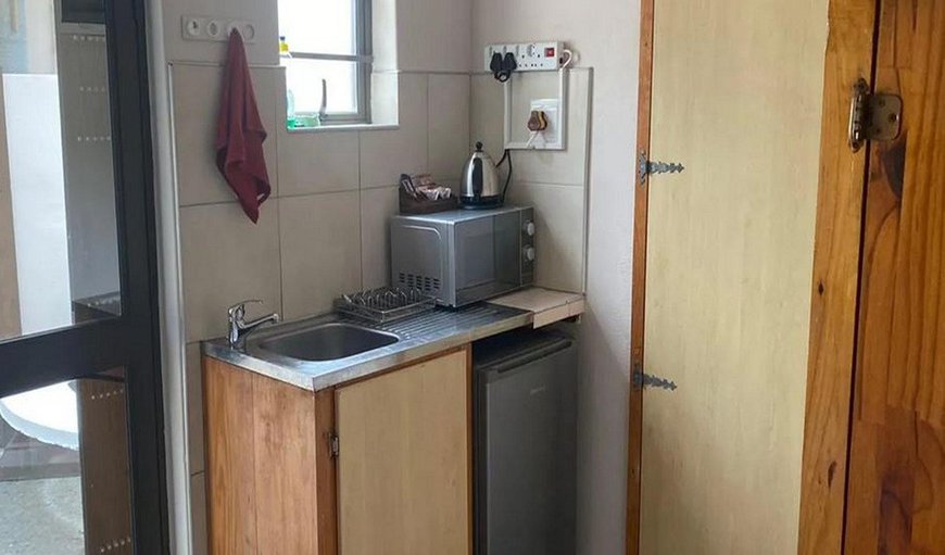 Studio Apartment: Studio Apartment - The unit has a kitchenette