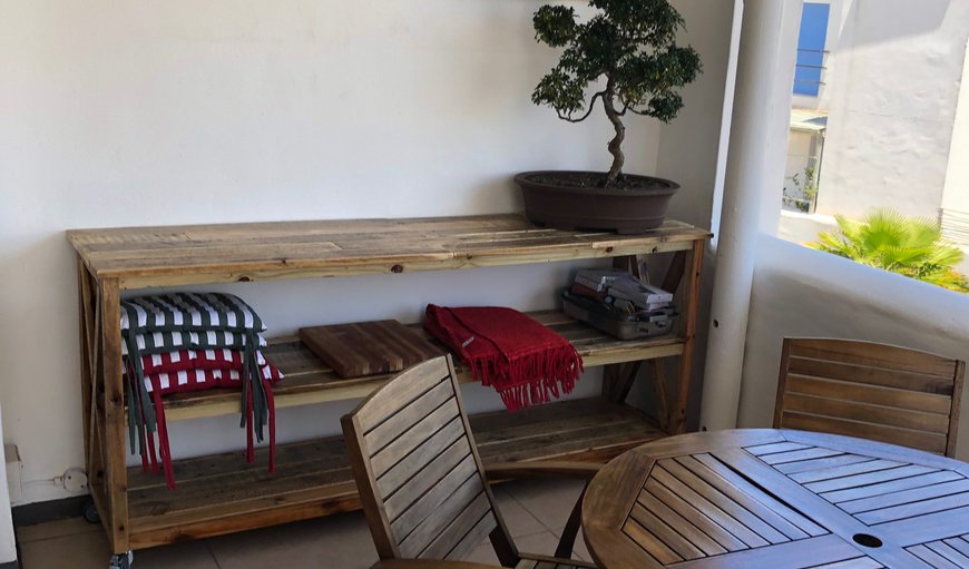 Red Bench Cottage features a patio