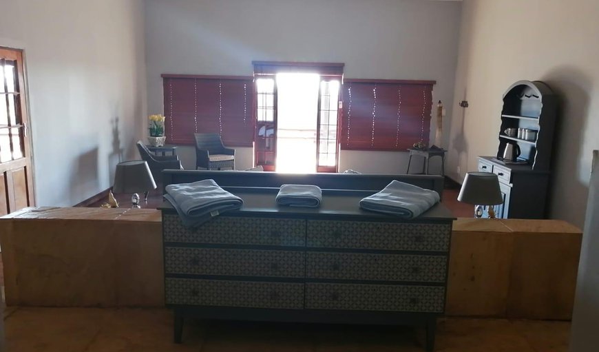 N11 Room 2: N11 Room 2 - This room offers a king size bed