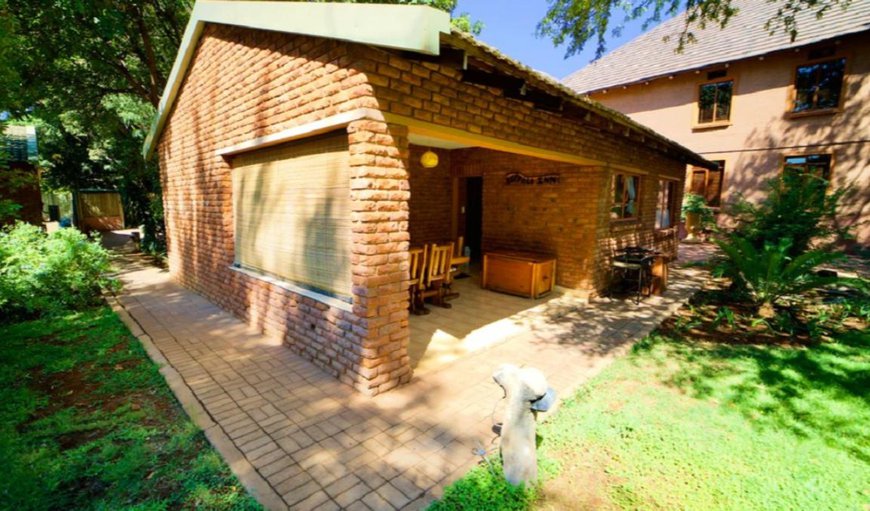 Self-Catering Chalet Double: Self-Catering Chalet Double - This unit consists of 2 bedrooms