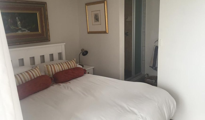 Double Room: The room is tastefully furnished with a double bed
