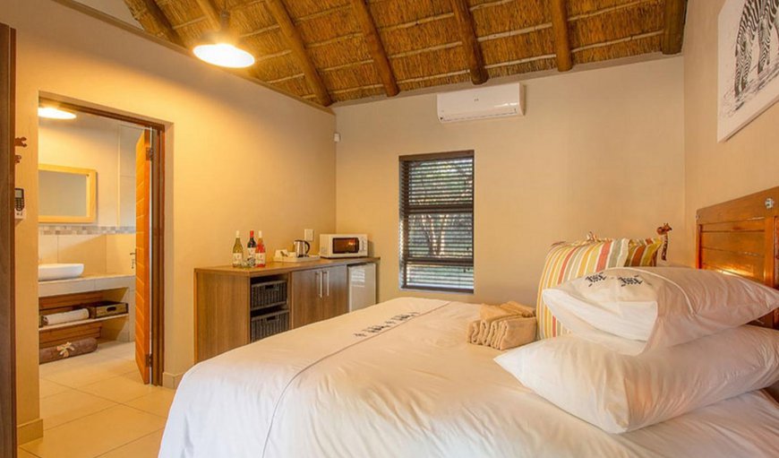 The Den at Kruger 3479: There are 3 en-suite bedrooms, each with an extra length king size bed