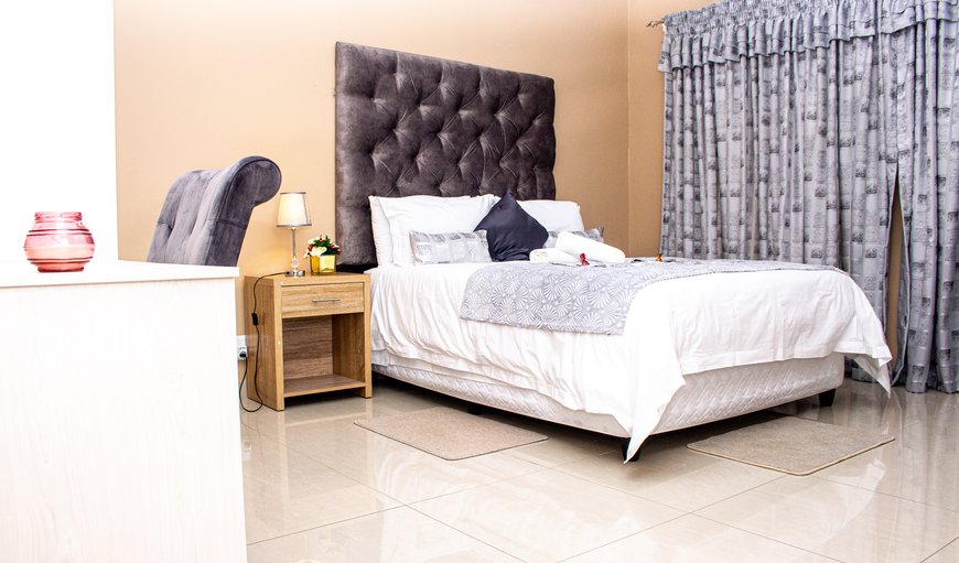 Standard Rooms: Standard Rooms - These bedrooms are each furnished with a queen size bed
