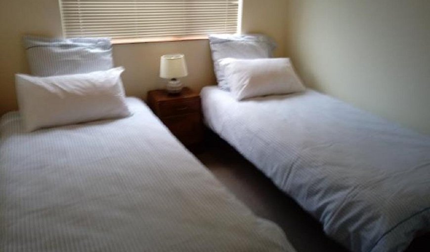 De Bakke Terrace: Bedroom 2 with 2 single beds