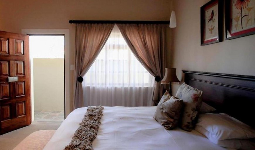 Double: Photo of the whole room