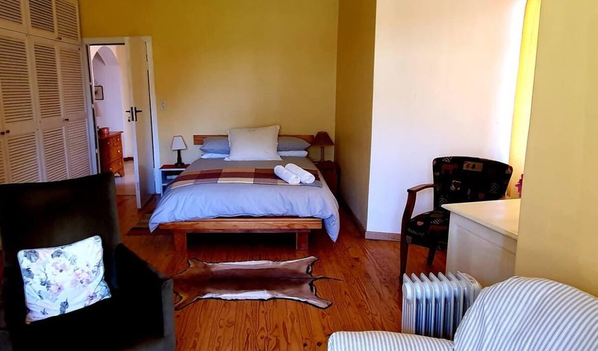 Orange 2: Orange 2 - Bedroom with a double bed