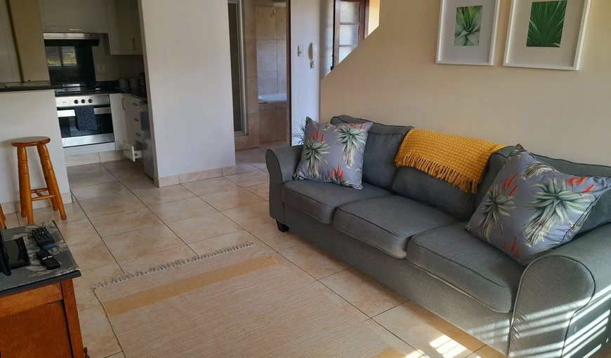 1 Bed Cozy Apartment - 5 Min from Beach in Bluff, Durban, KwaZulu-Natal, South Africa