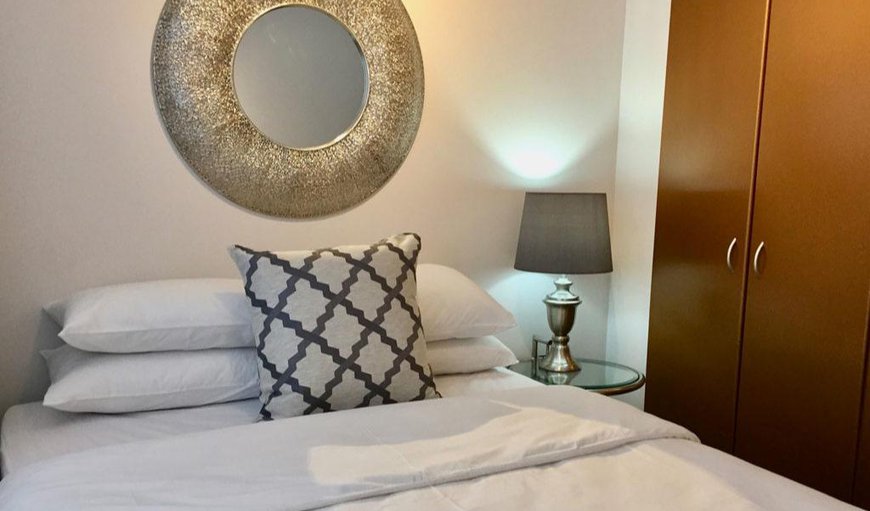 Hotel Studio: Hotel Economy Queen - Bedroom with a queen size bed