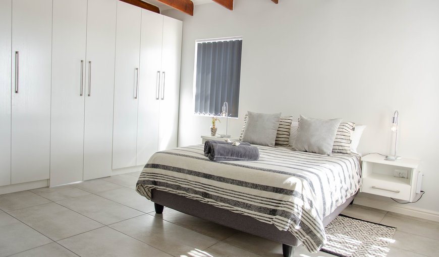 The Owl House in Dwarskersbos: Main bedroom