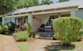 Dullstroom Artist Cottages image