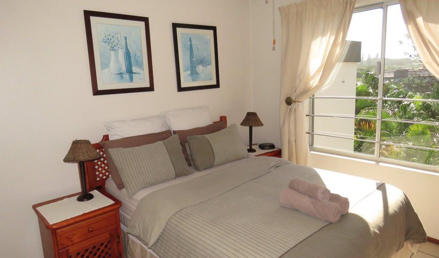 Laguna La Crete 216: Bedroom with a double bed