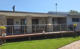 Pepper Tree Self-Catering Guest House image