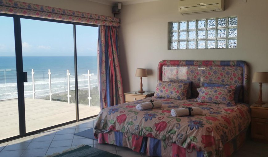 Family Room With Sea View - 3: Family Room - Bedroom with a king size bed and a 3/4 bed