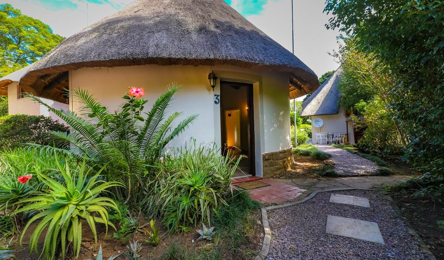 Mpisi Rondavels - Family Suite: Mpisi Rondavels -Family Suite