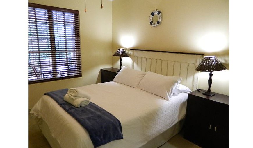 Villa Med 2: Bedroom with a double bed