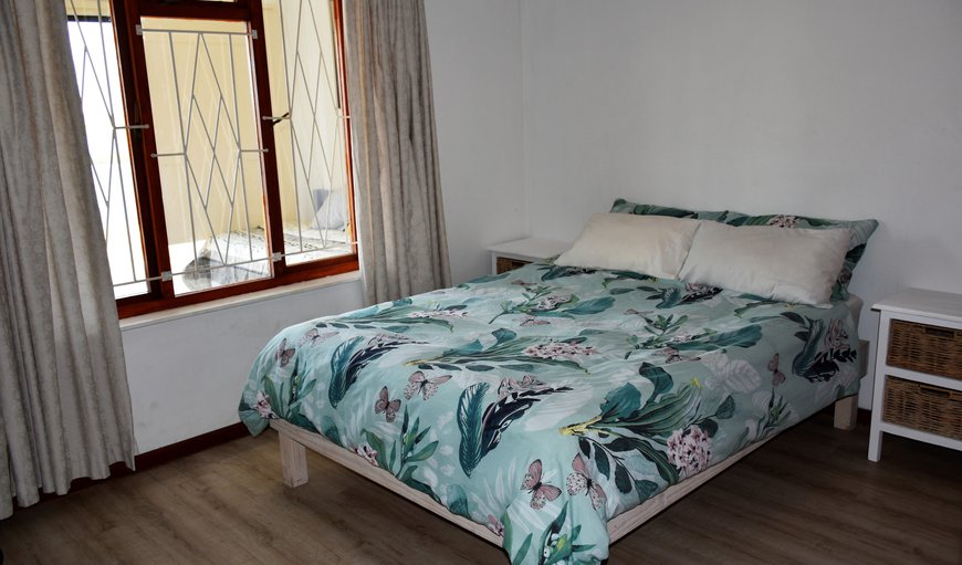 Self Catering Apartment: Main bedroom with a queen size bed