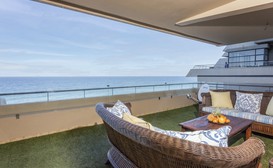 Sands Umdloti Beach Front Apartment image