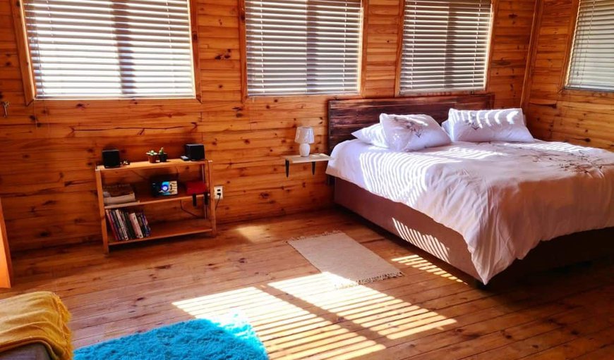 Hoogelands Cabin A: Cabin with a king size bed
