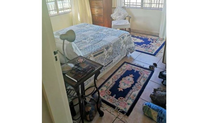Sound of the Sea - Palm Beach: Bedroom with a double bed