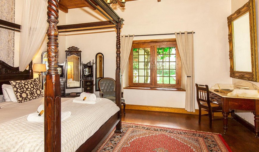 Manor House Luxury: Manor House Luxury - Bedroom with a king size bed