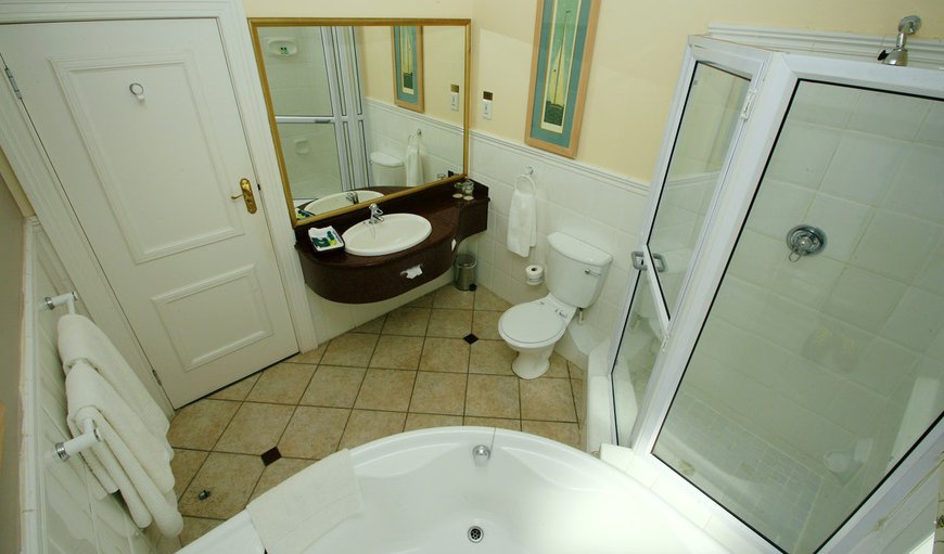 Executive Rooms: Executive Rooms - Bathroom