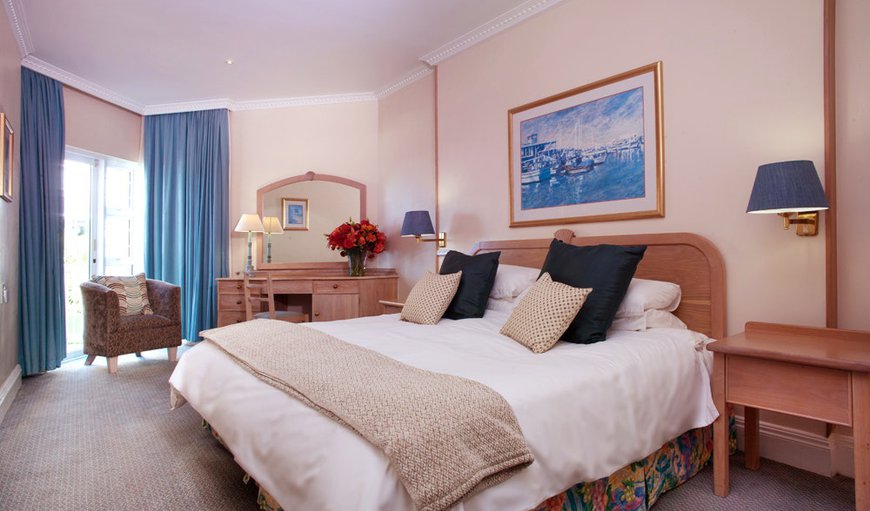 Front Sea Facing Rooms: Front Sea Facing Rooms - Bedroom with a king size bed