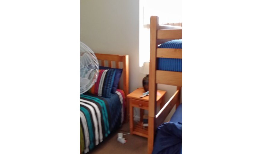 Self Catering Apartment: Bedroom with a bunk bed and single bed