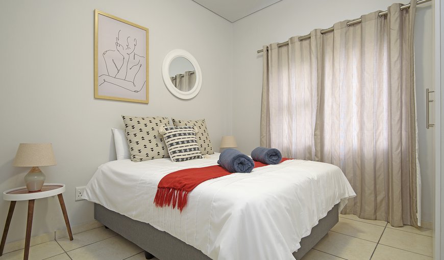 Ballito Groves 527: Bedroom with queen bed