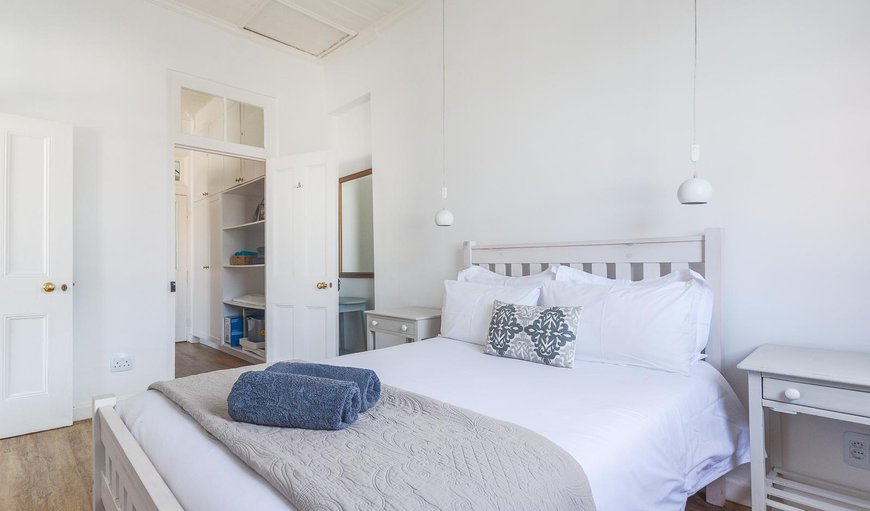 Sunny Windsor Apartment in Kalk Bay: Bedroom