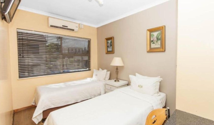 Two Bedroom Vetho 1(4Singles): Photo of the whole room