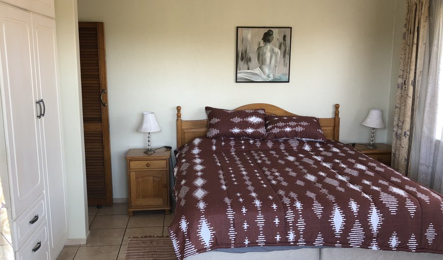 Self Catering House: Main Bedroom with a King size bed