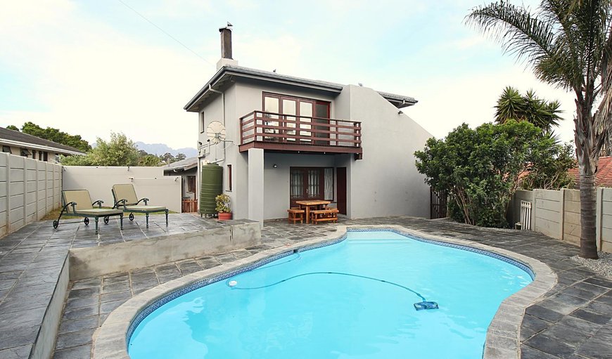Welcome to Glennie’s B and B in Somerset West, Western Cape, South Africa