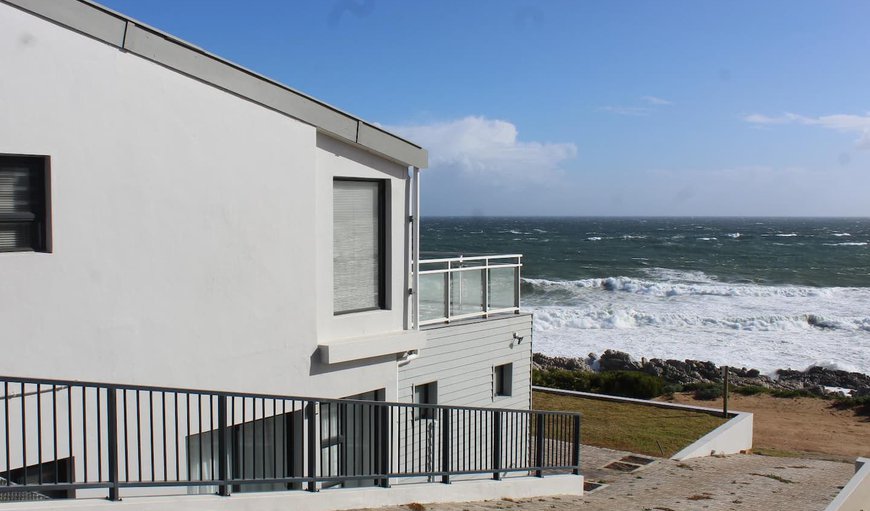 Welcome to Shimmering Sea Cottage in Gansbaai, Western Cape, South Africa