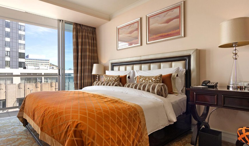 Luxury double: Bedroom with a  king-size bed