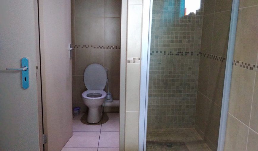 Whale Rock 15: En-suite Bathroom