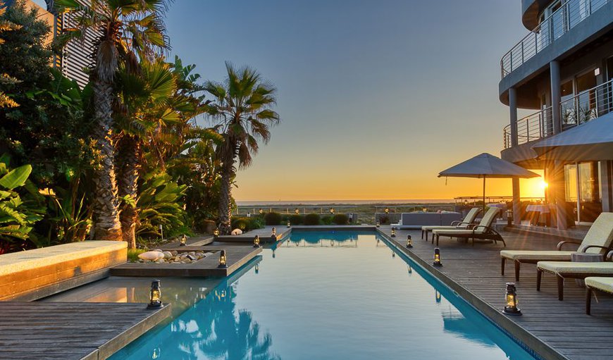 Pool and pool deck