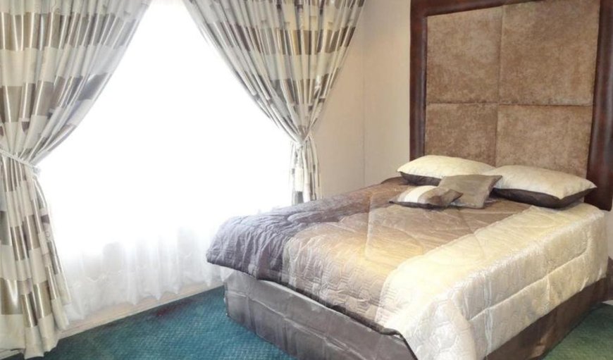 Double Rooms: Bedroom with a double bed