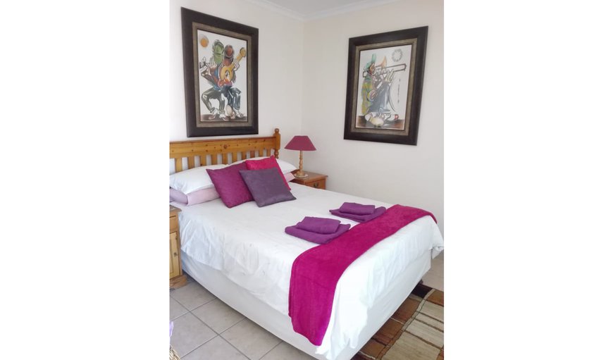 Sylvia's Gift Selfcatering Unit: Double bed