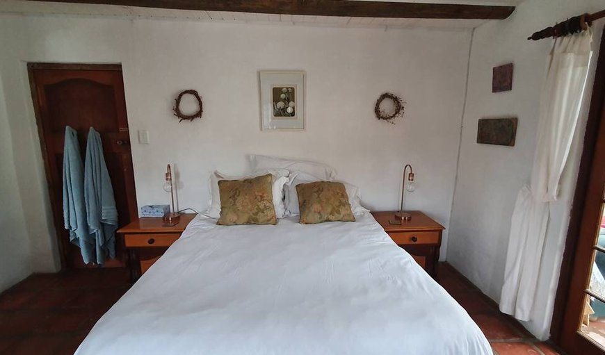 Self-catering sunny flatlette: Bedroom