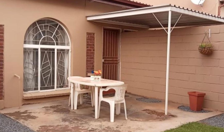 President Self-Catering: President Self-Catering